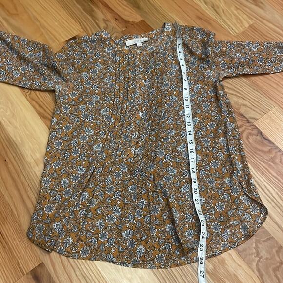 Loft Floral Print Pleat Front Blouse sz XS long sleeved - Picture 5 of 7